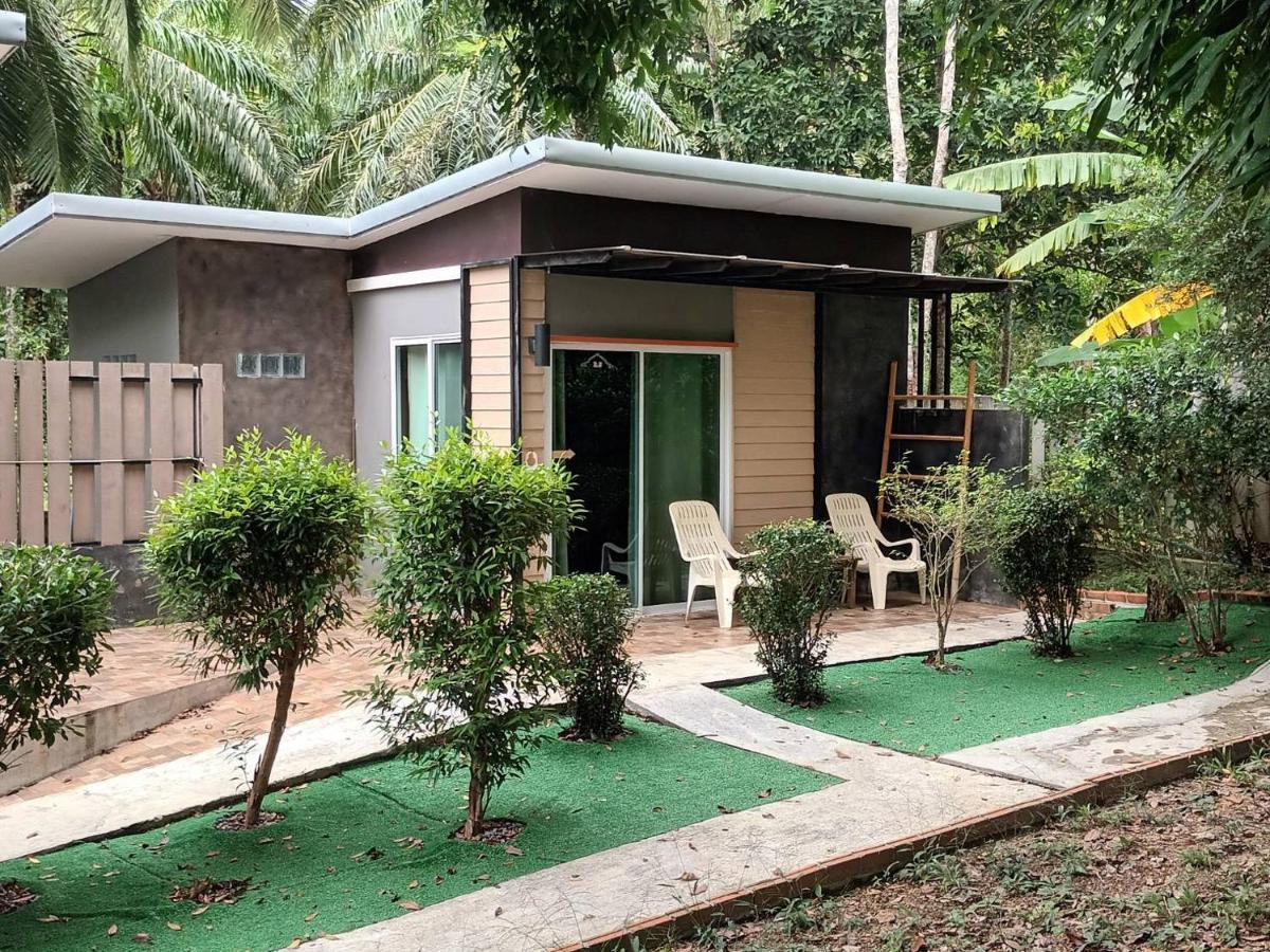 Baanphong Lanta Villa Koh Lanta Exterior photo