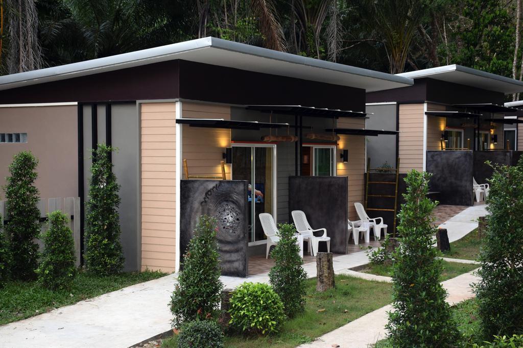 Baanphong Lanta Villa Koh Lanta Exterior photo